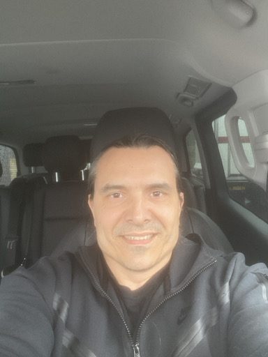 Dejan, Licensed Flott Taxi driver