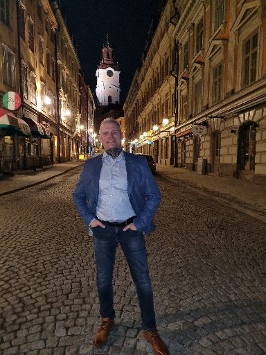 Kaspars, Licensed Flott Taxi driver