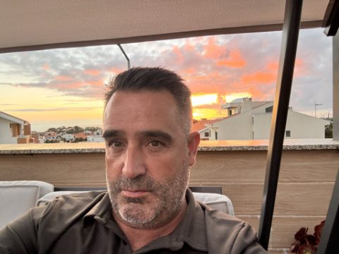 Pedro, Licensed Flott Taxi driver