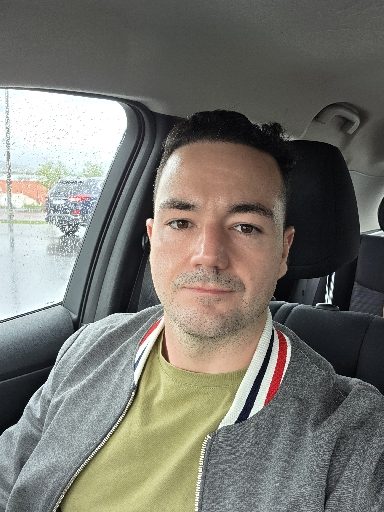 Ricardo, Licensed Flott Taxi driver