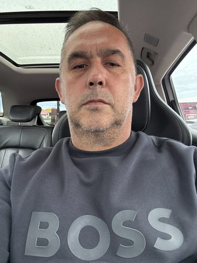 Vitor, Licensed Flott Taxi driver